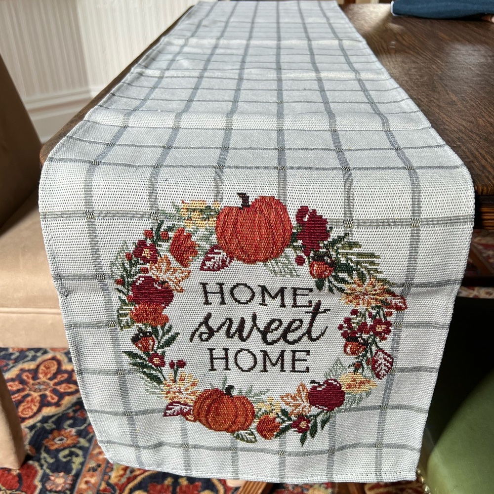 70” fall runner - Picture 3 of 3